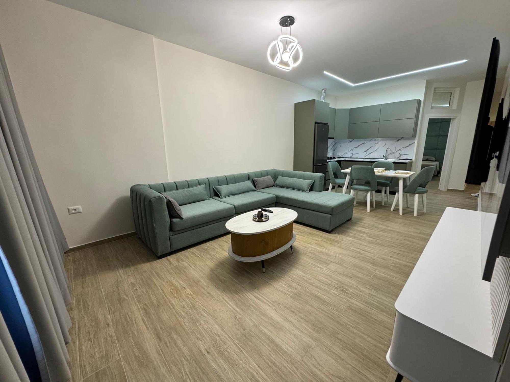 Isla'S Luxurious Seaside Apartments ドゥラス エクステリア 写真